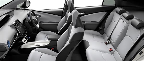 carlineup_prius_interior_seat_2_07_pc