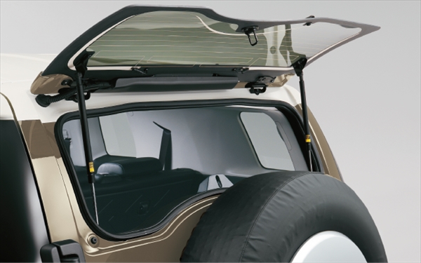 carlineup_fjcruiser_interior_equip_12_pcR