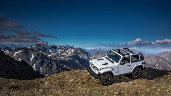 2018-Jeep-Wrangler-JL-Gallery-Exterior-Rubicon-White-Mountain.jpg.img.1440