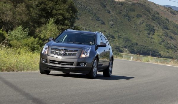 Cadillac_SRX-Crossover027