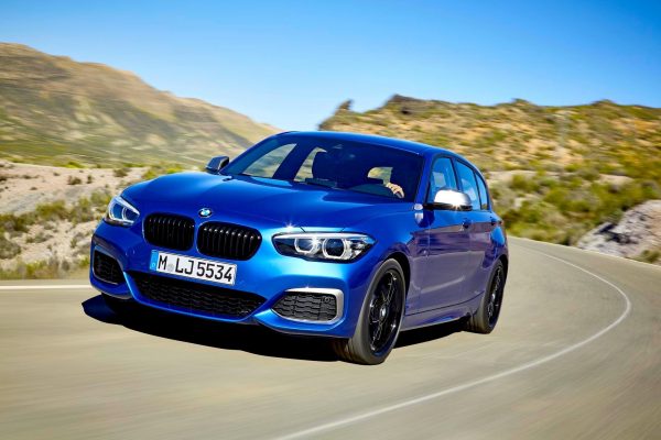 best-hot-hatches-in-the-uk-2017--bmw-140i