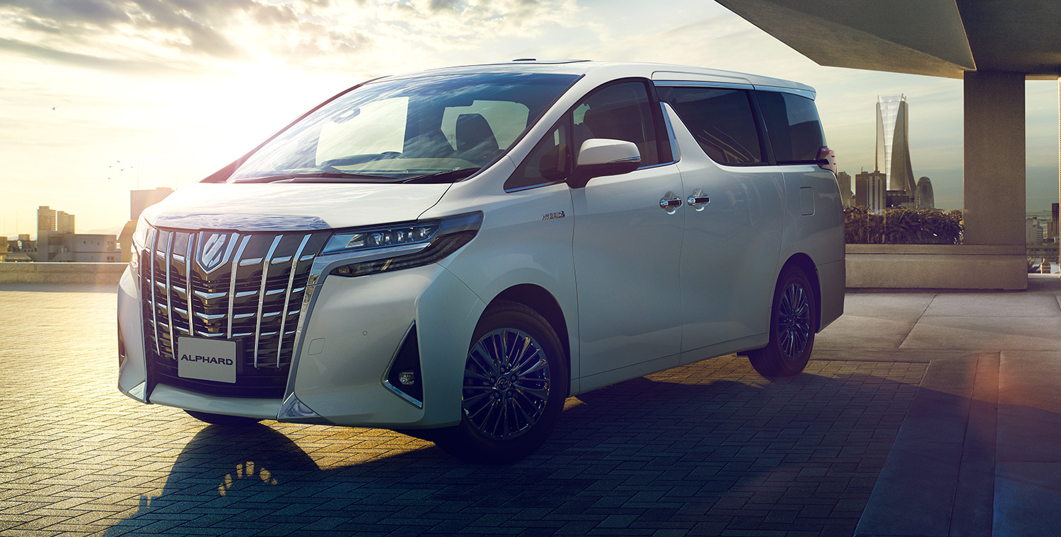 carlineup_alphard_exterior_top_features_01-01