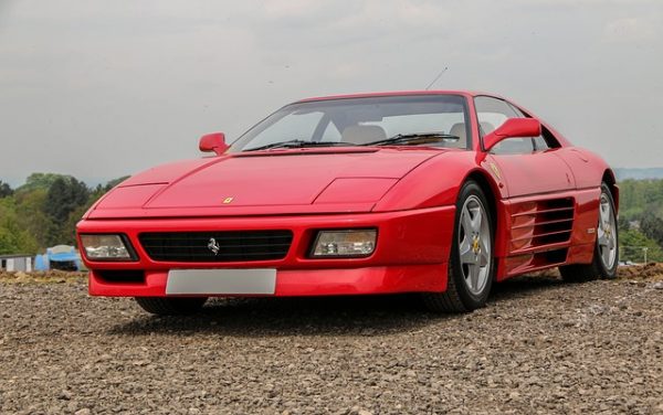 ferrari-348-2927398_640