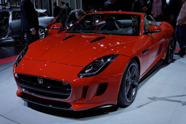 1280px-Jaguar_F_type_-_Mondial_de_l'Automobile_de_Paris_2012_-_007