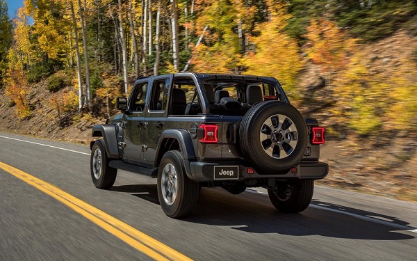 2018-Jeep-Wrangler-JL-VLP-Exterior-Taillight-i1.jpg.img.1000