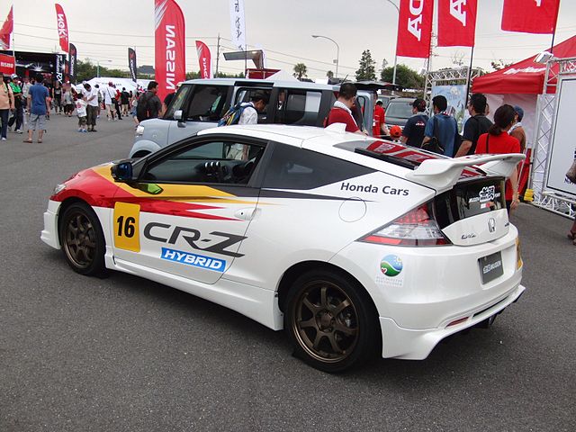 640px-MUGEN_CR-Z_like_No.16_MUGEN_CR-Z_GT