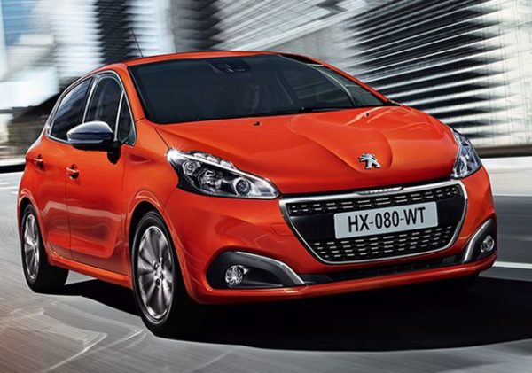 Peugeot_208_top