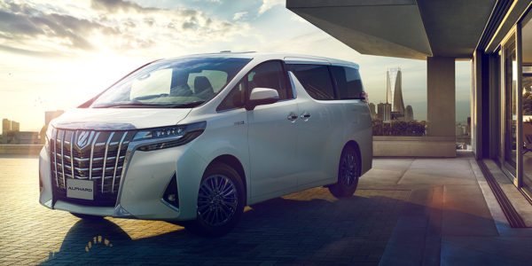 carlineup_alphard_top_fact_exterior_01-1_pc