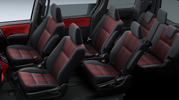 carlineup_voxy_interior_top_pic_05_04