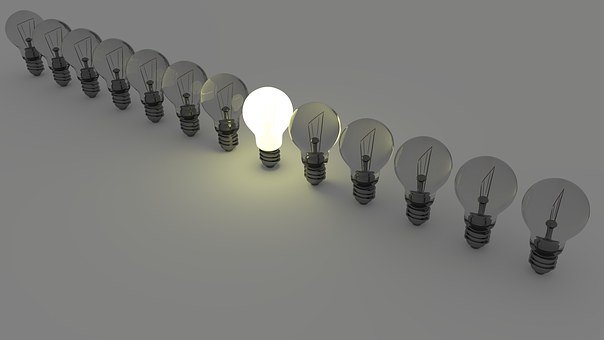 light-bulbs-1125016__340