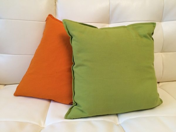 pillows-655245_640