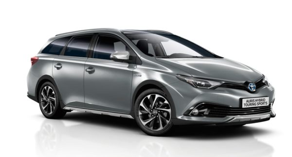 toyota-auris-touring-sports-2018-exterior-tme-032-a-full_tcm-11-1196250