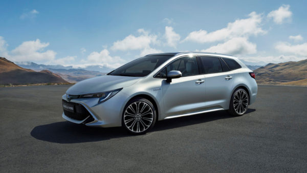 toyota-corolla-touring-sports-2019-gallery-04-full_tcm-3060-1553856